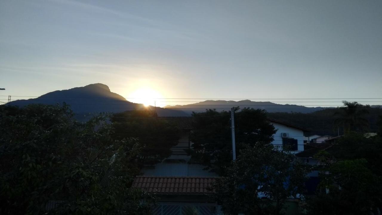 Espaco Aconchego Com Ar-Condicionado E Amplo Jardim Villa Caraguatatuba Dış mekan fotoğraf