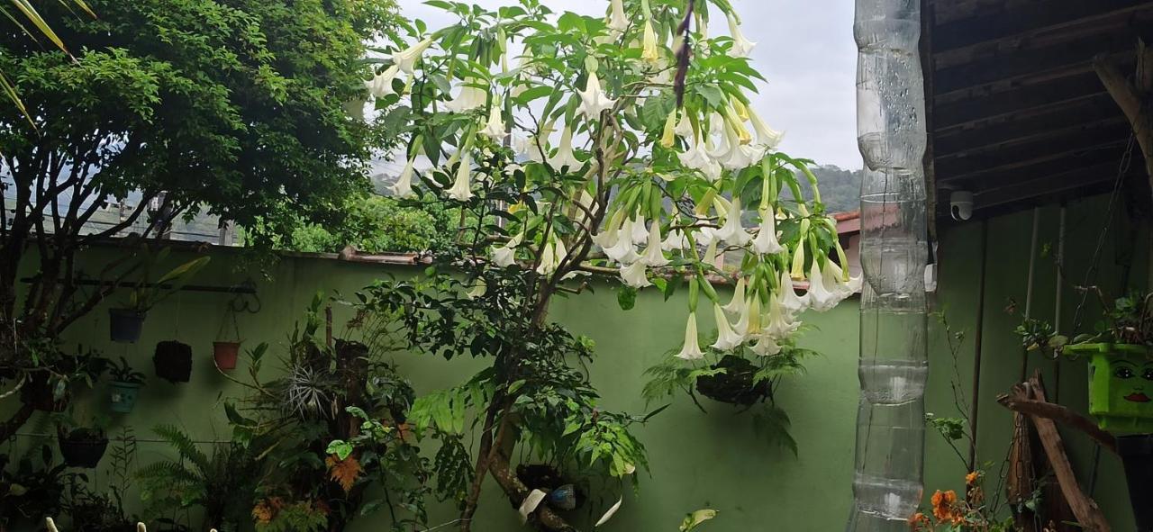 Espaco Aconchego Com Ar-Condicionado E Amplo Jardim Villa Caraguatatuba Dış mekan fotoğraf